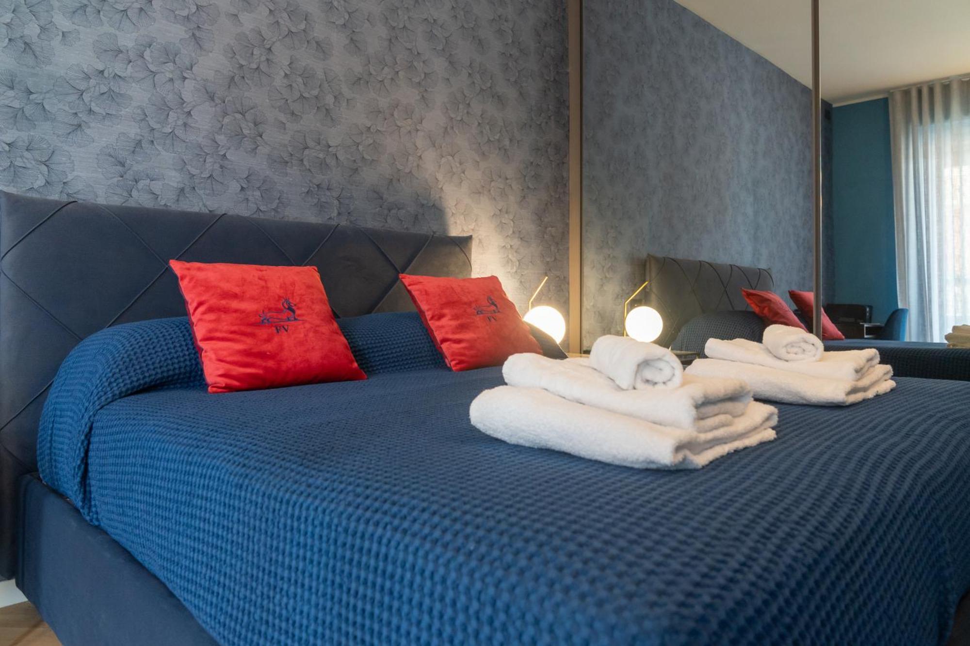 מילאנו Suite Casa Degli Specchi, Appartamento Di Lusso In Galleria Buenos Aires מראה חיצוני תמונה